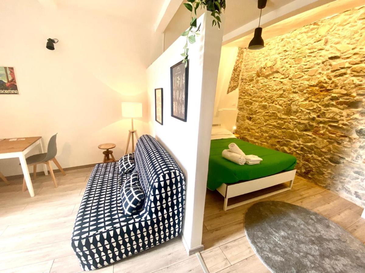 טאורמינה Casa Vacanze Controvento מראה חיצוני תמונה